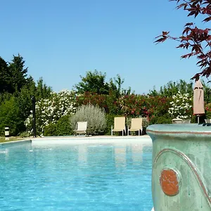 La Capucine 3* Lagnes
