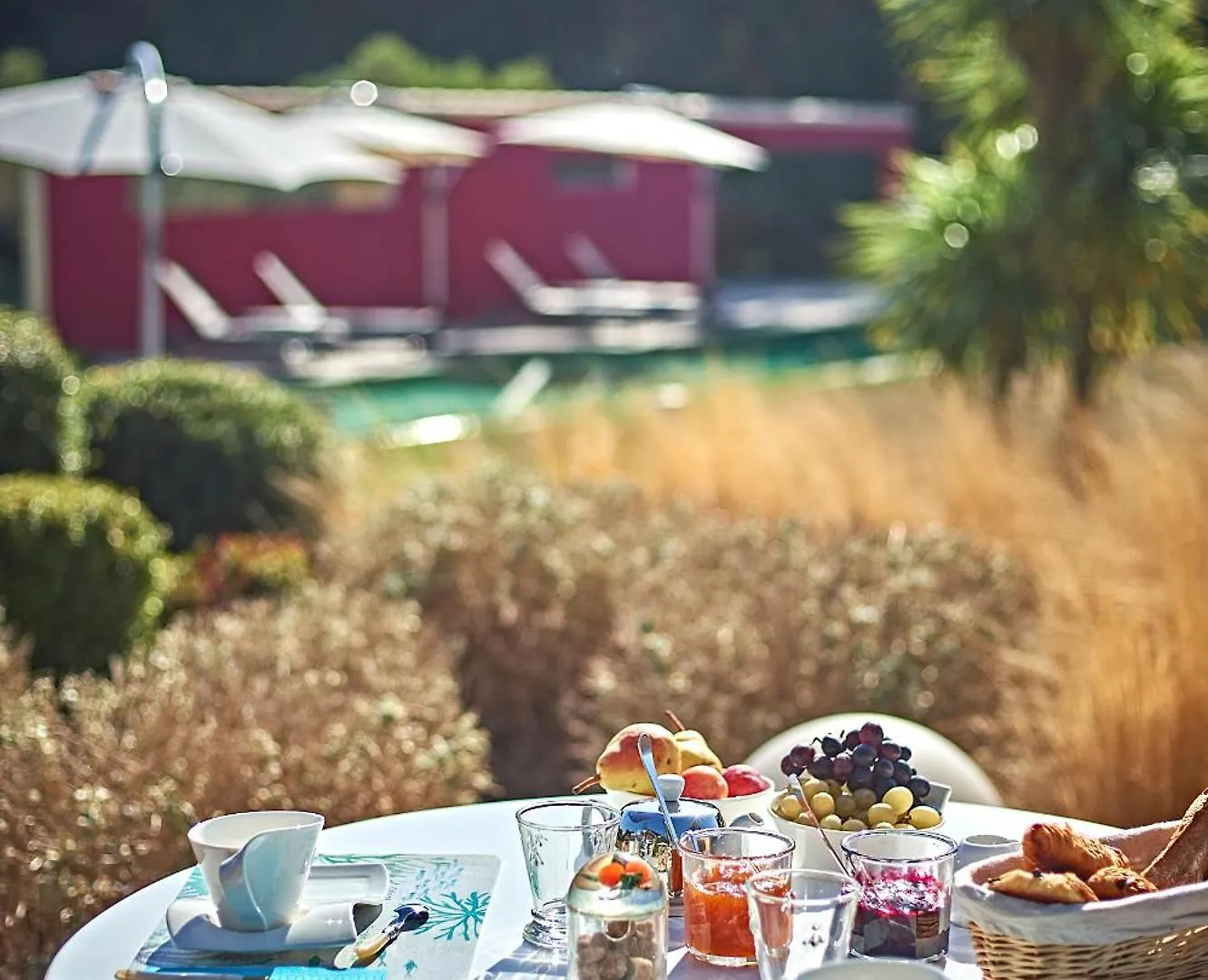 ***** Bed & Breakfast Villa Mercedes 300 M De La Plage La Londe-les-Maures France